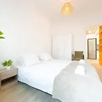 Apartment Modern 3 Bedroom Near Belem Lisbon Upto 5 Guests