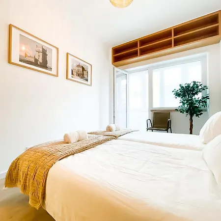 Appartamento Modern 3 Bedroom Near Belém Lisbon Upto 5 Guests Cruz Quebrada